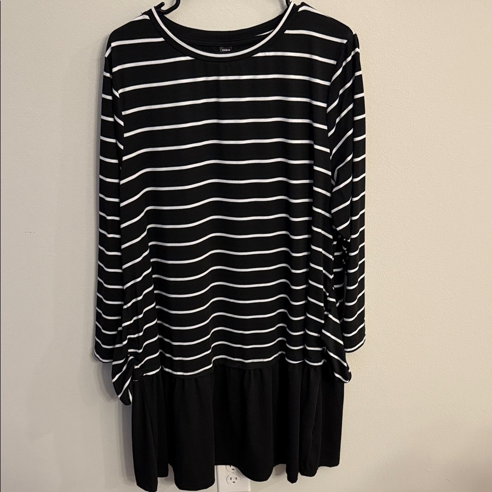 SHEIN Black and White Striped Long Sleeve Dress